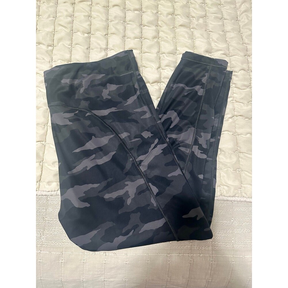 Athleta Ultimate Camouflage 7/8 Leggings- size XL